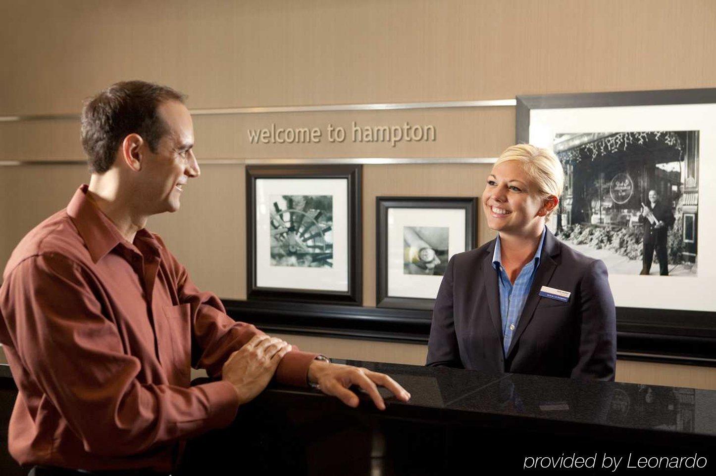 Hampton Inn Beeville Exterior photo